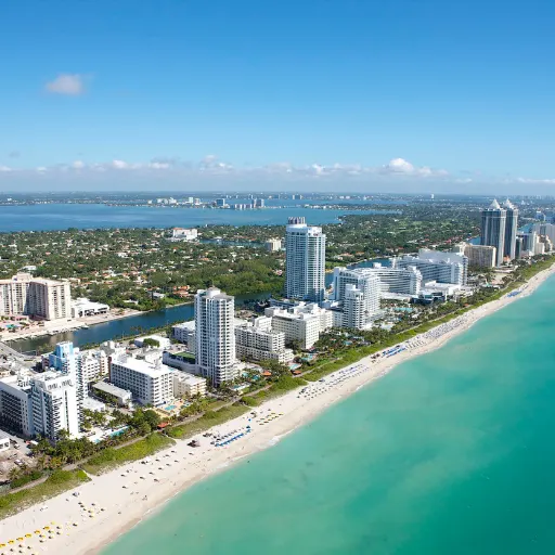 Clearwater-FL-Premium-Pool-Construction-and-Renovation.webp